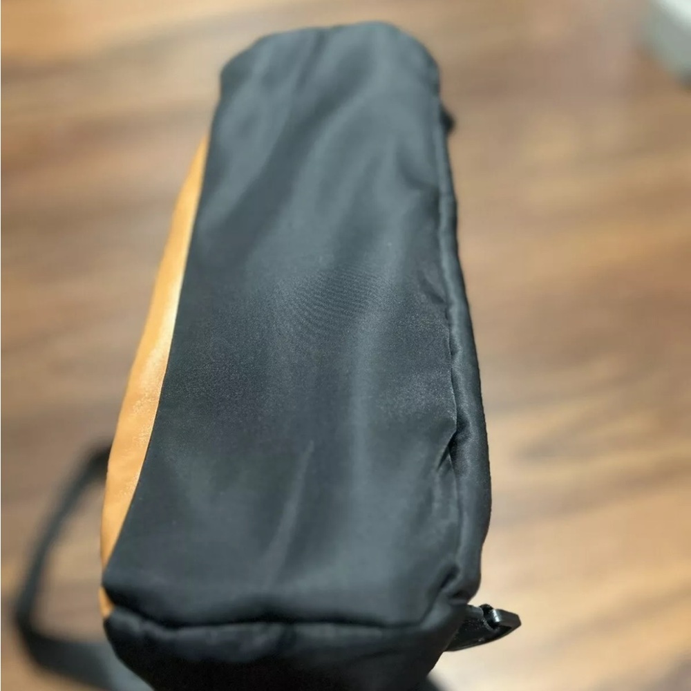 Cyureay Women’s‎ Convertible Back Pack Or Carry Padded Pocket B91 - Picture 6 of 7